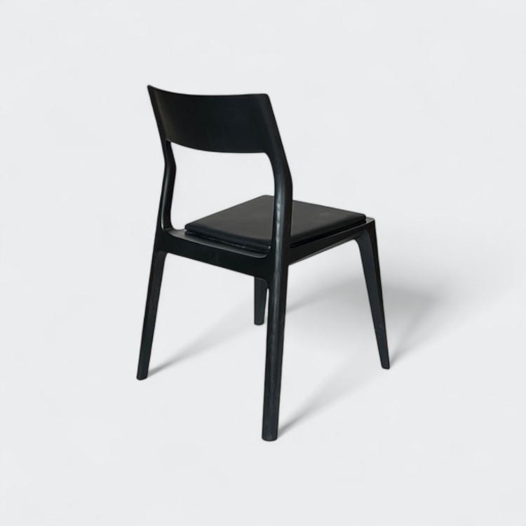 כסא אוכל דיטה שחור 